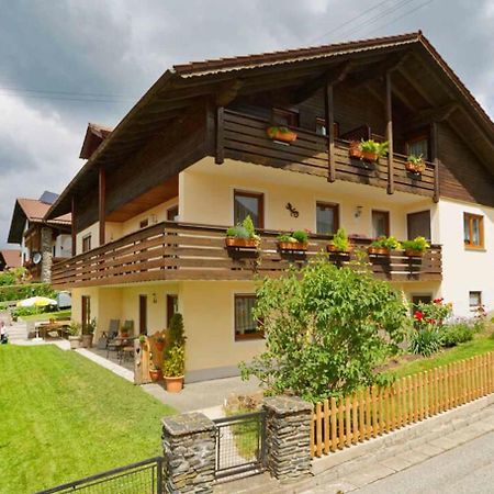 Gaestehaus Schmalzreich Lam Esterno foto